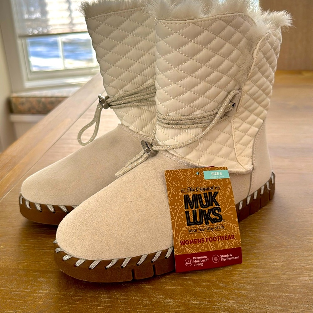 Ladies Muk Luk Boots New with Tags